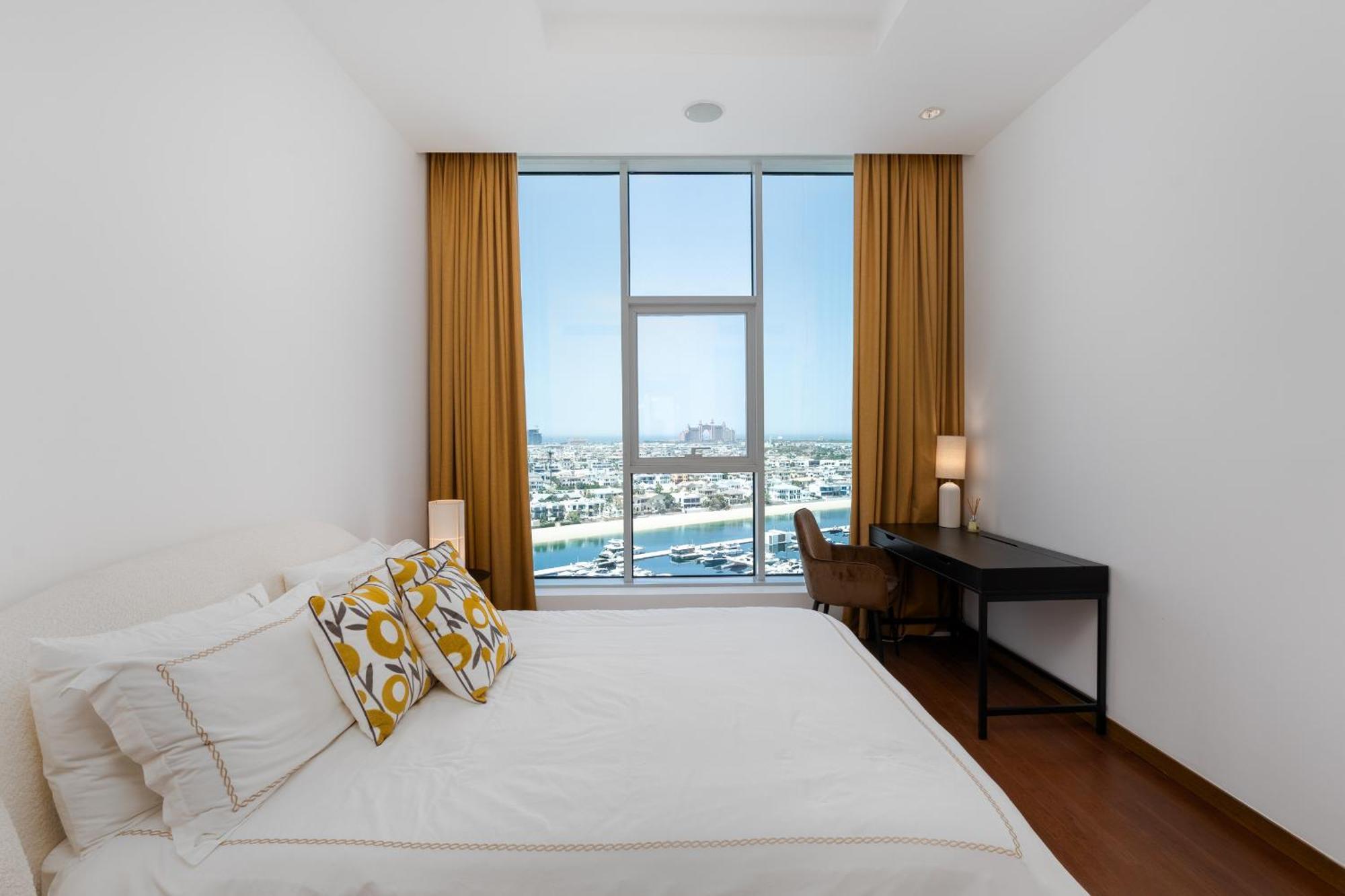 Oceana Residences, The Palm Jumeirah - Mint Stay Dubai Exterior photo